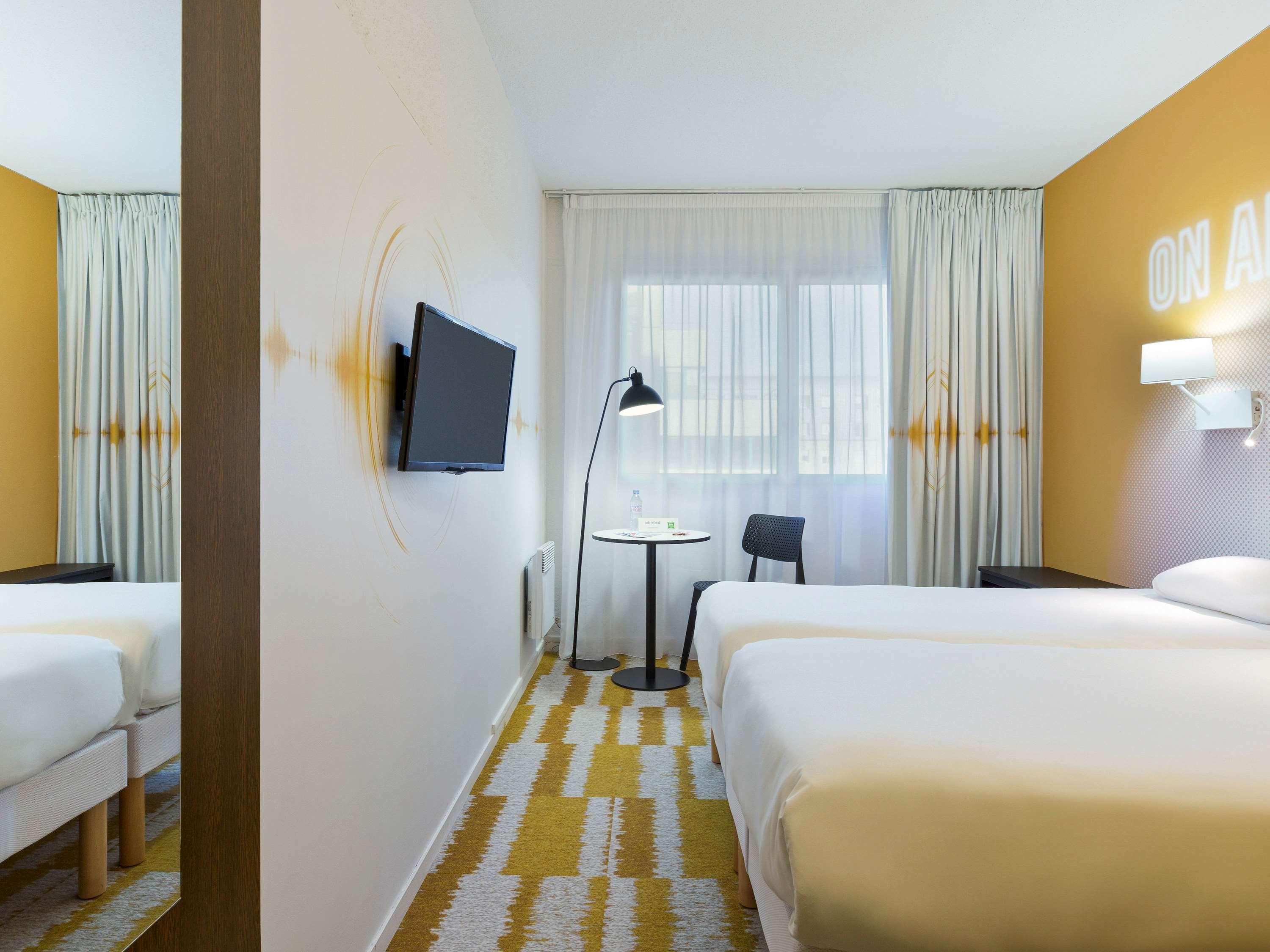 Hotel Ibis Styles Massy Opera Zewnętrze zdjęcie