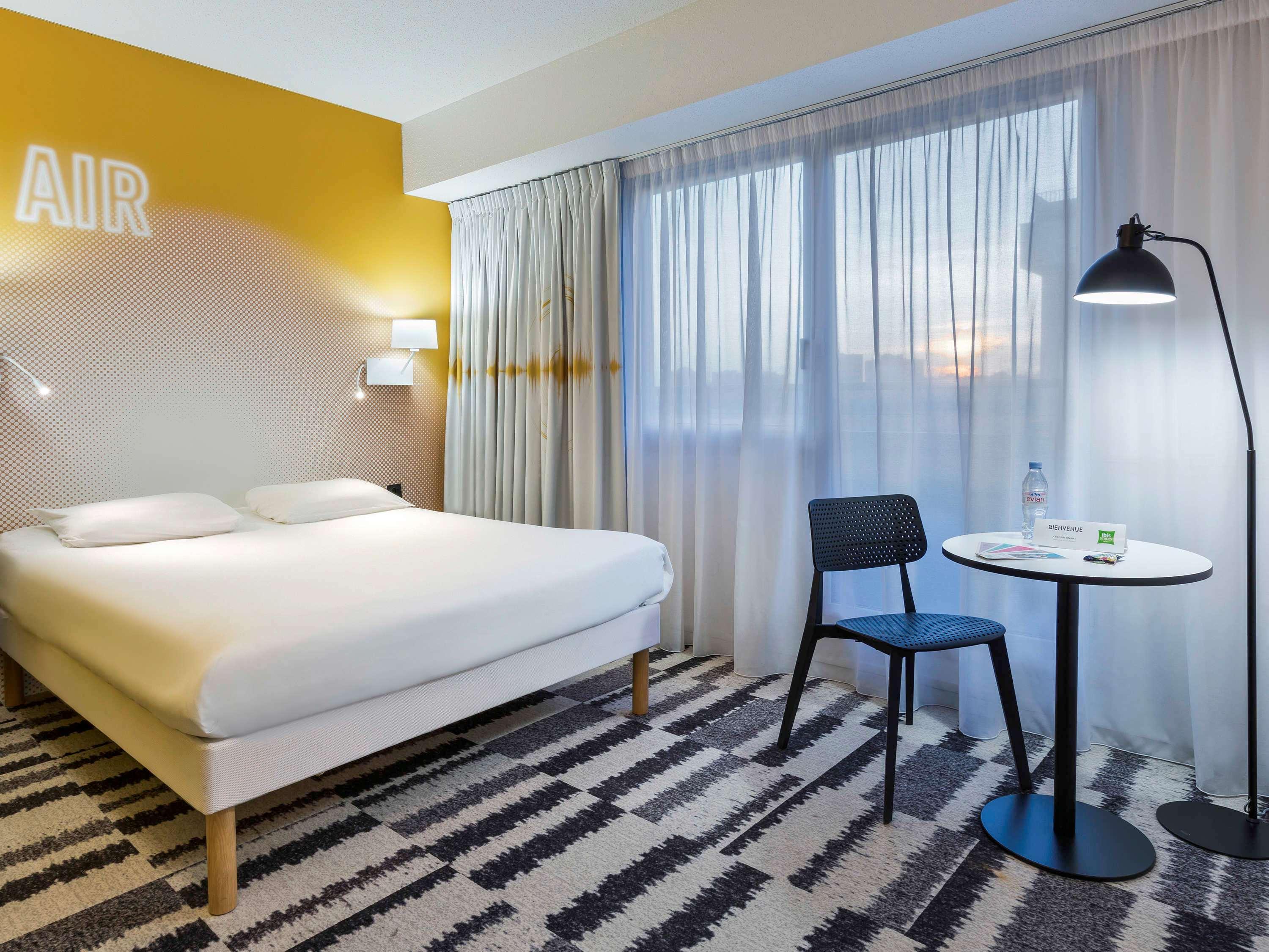 Hotel Ibis Styles Massy Opera Zewnętrze zdjęcie
