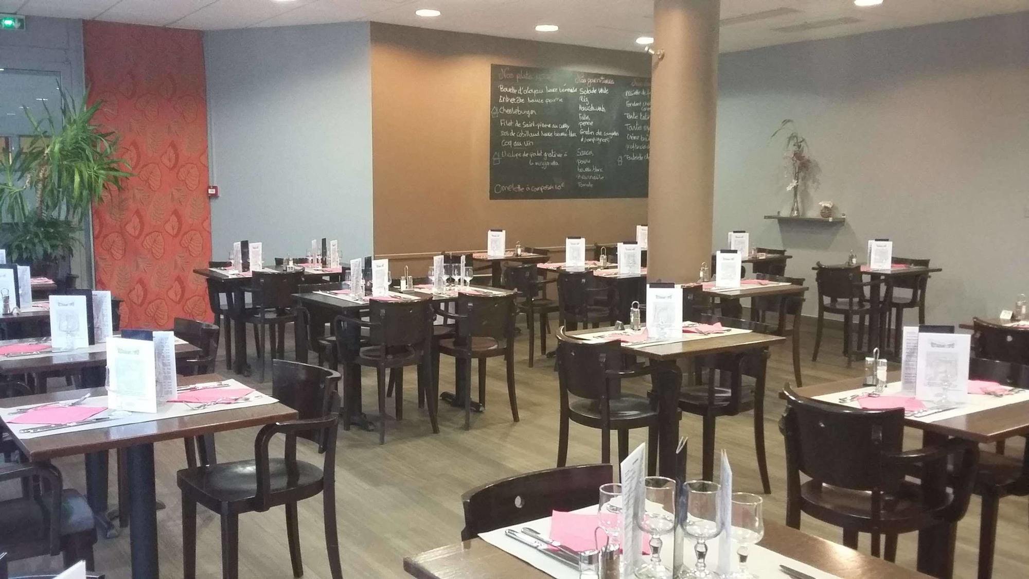 Hotel Ibis Styles Massy Opera Zewnętrze zdjęcie